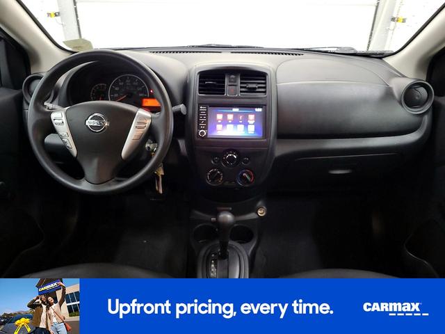 Photo of 2019 White Nissan Versa