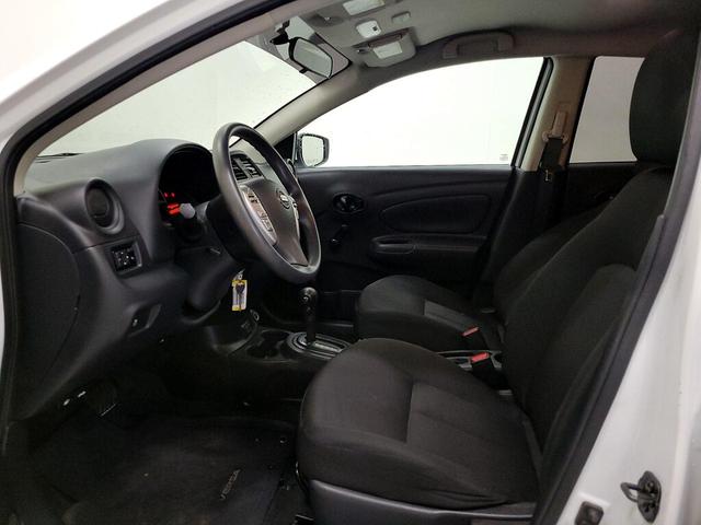 Photo of 2019 White Nissan Versa