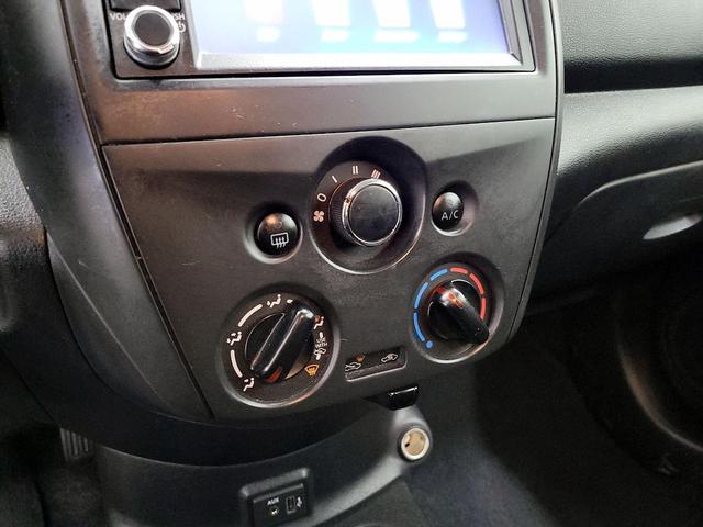 Photo of 2019 White Nissan Versa