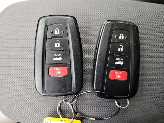 Photo of 2020 Blue Toyota Corolla Hybrid