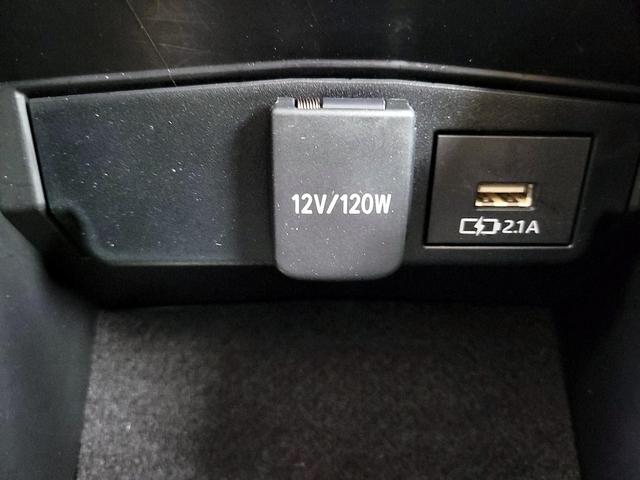 Photo of 2020 Blue Toyota Corolla Hybrid