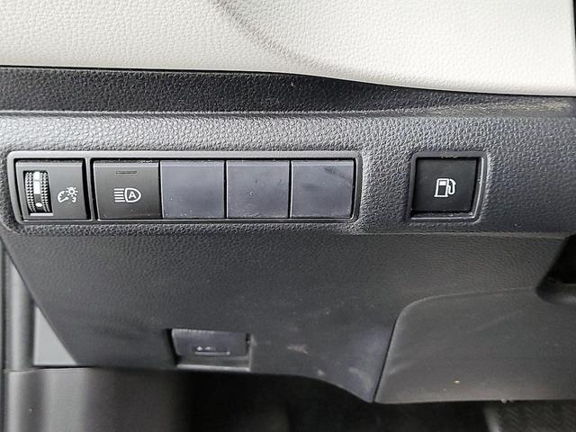 Photo of 2020 Blue Toyota Corolla Hybrid