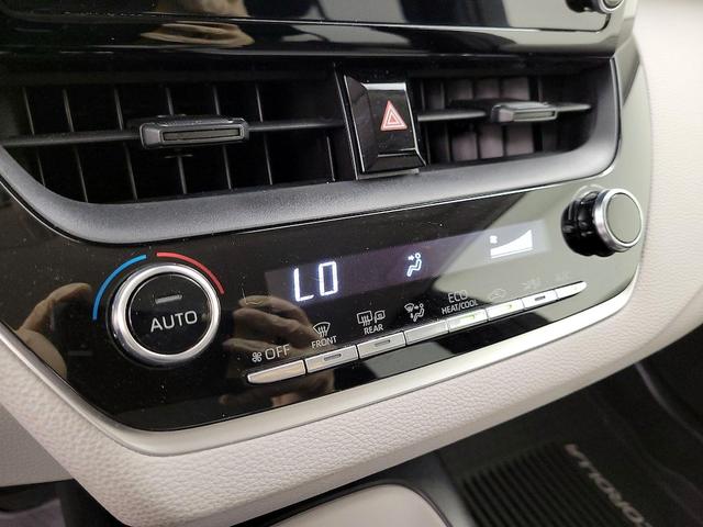 Photo of 2020 Blue Toyota Corolla Hybrid