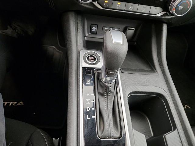Photo of 2024 Gray Nissan Sentra