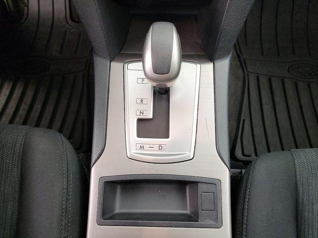Photo of 2014 Gray Subaru Outback