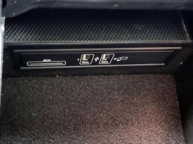 Photo of 2019 Black Mercedes-Benz C-Class