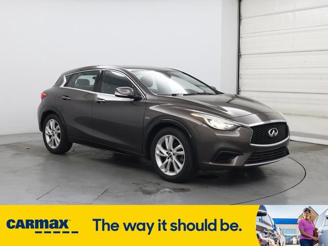 2017 Infiniti QX30