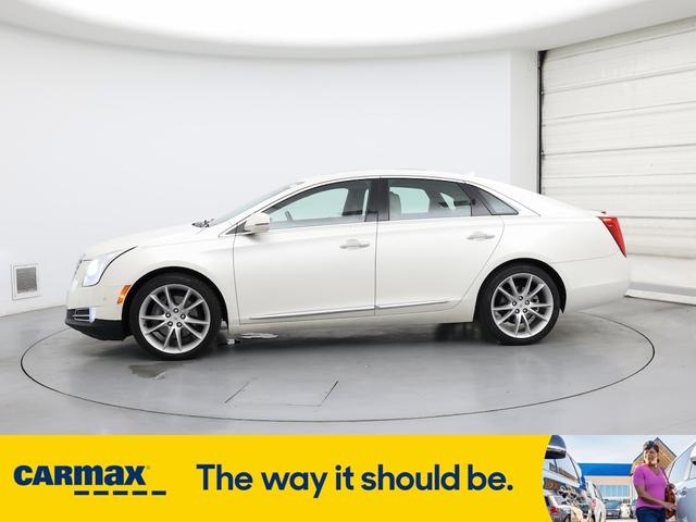 Photo of 2014 White Cadillac XTS
