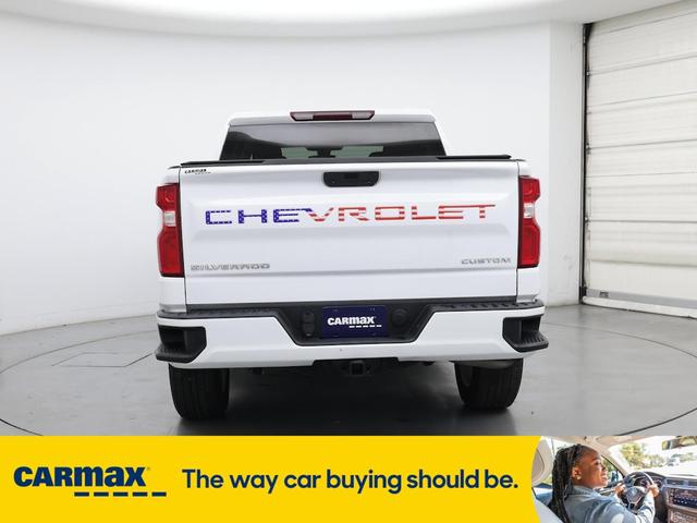 Photo of 2021 White Chevrolet Silverado 1500