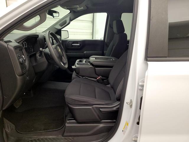 Photo of 2021 White Chevrolet Silverado 1500