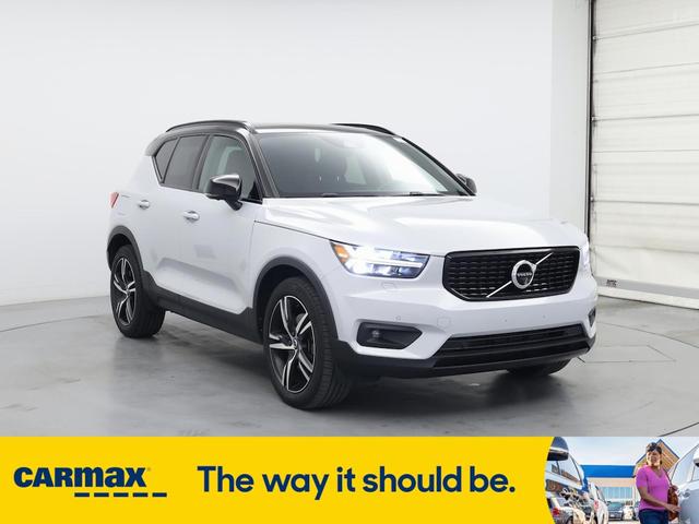 2021 Volvo XC40