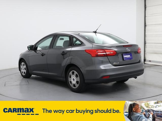 Photo of 2018 Gray Ford Focus