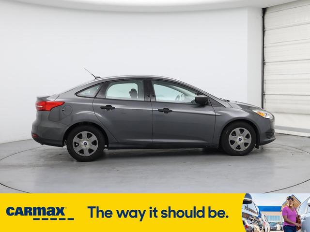 Photo of 2018 Gray Ford Focus