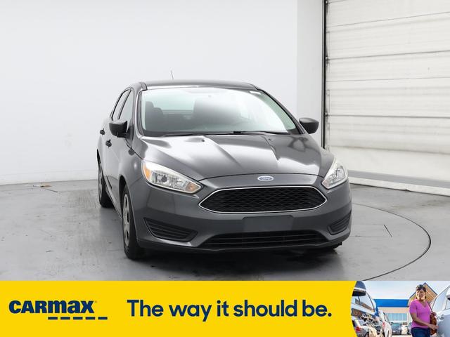 Photo of 2018 Gray Ford Focus