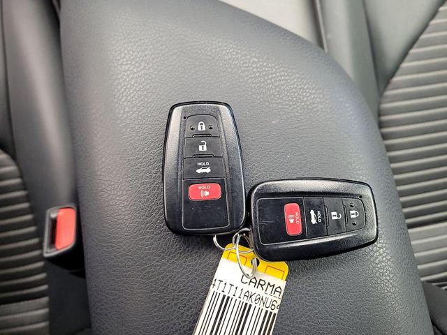 Photo of 2022 Silver Toyota Camry