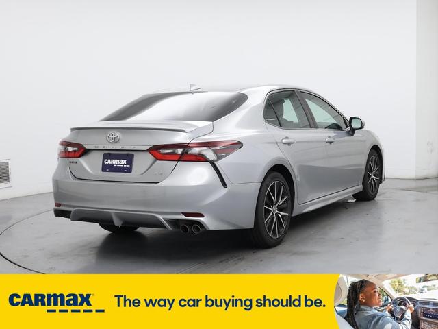 Photo of 2022 Silver Toyota Camry