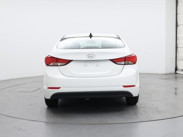 Photo of 2015 White Hyundai ELANTRA