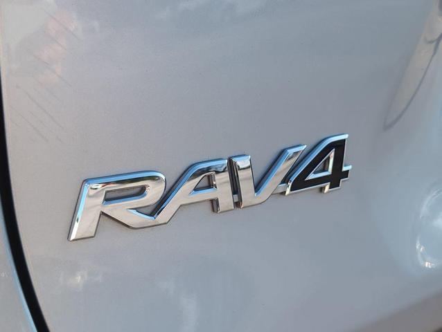 Photo of 2024 Silver Sky Metallic Toyota RAV4