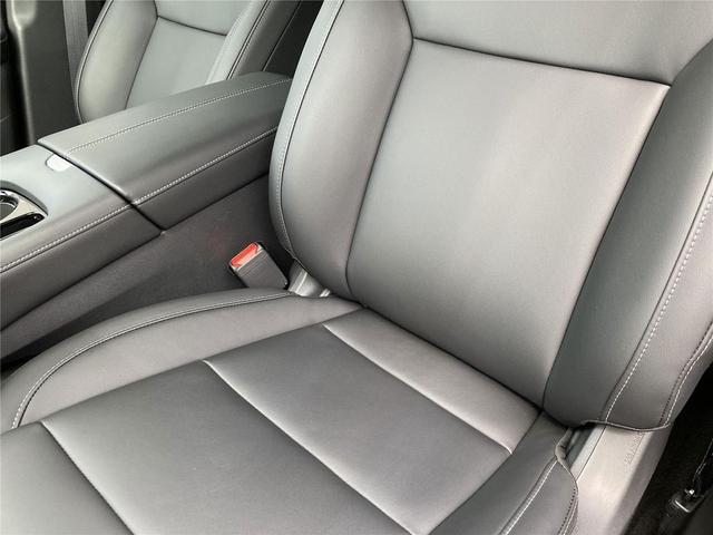 Photo of 2025 Super Black Nissan Murano