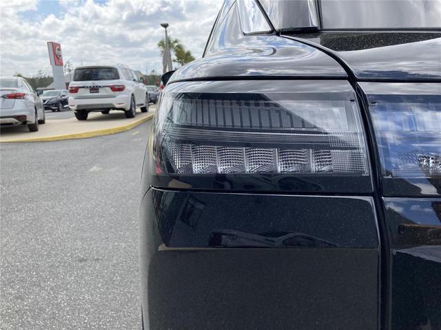 Photo of 2025 Super Black Nissan Murano