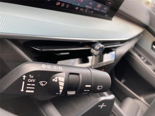 Photo of 2025 Super Black Nissan Murano