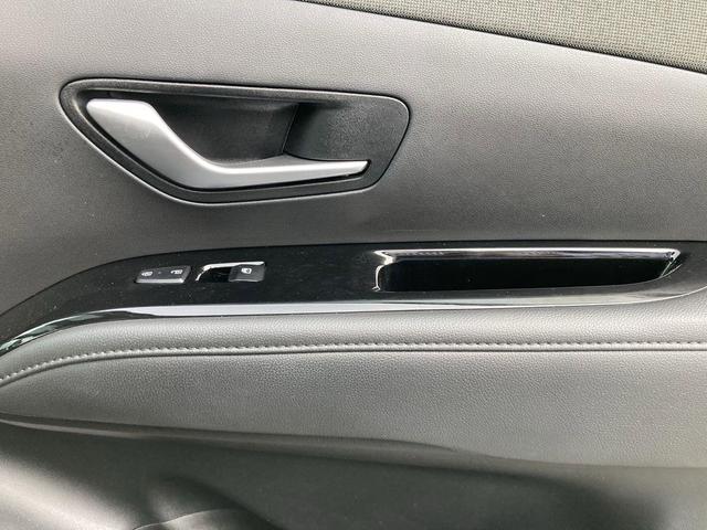 Photo of 2023 Phantom Black Hyundai SANTA CRUZ