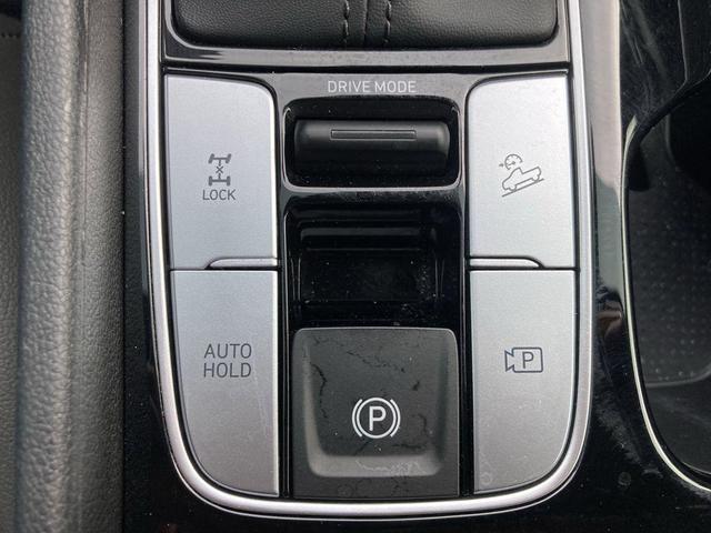 Photo of 2023 Phantom Black Hyundai SANTA CRUZ