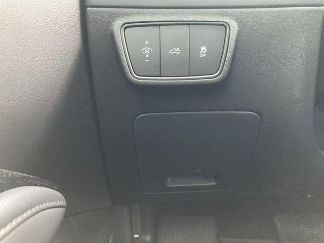 Photo of 2023 Phantom Black Hyundai SANTA CRUZ