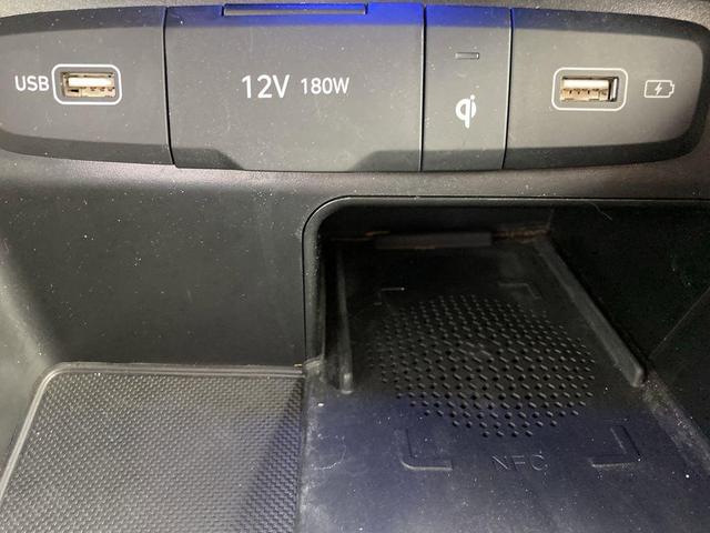 Photo of 2023 Phantom Black Hyundai SANTA CRUZ