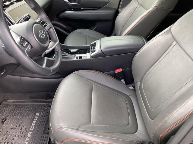 Photo of 2023 Phantom Black Hyundai SANTA CRUZ