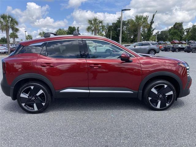 Photo of 2025 Scarlet Ember Tintcoat Nissan Kicks