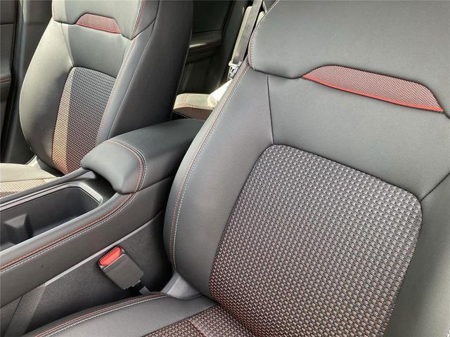 Photo of 2025 Scarlet Ember Tintcoat Nissan Kicks