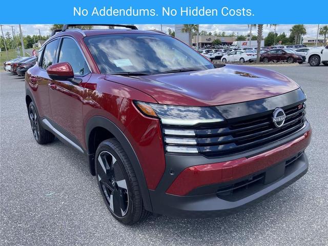 Photo of 2025 Scarlet Ember Tintcoat Nissan Kicks