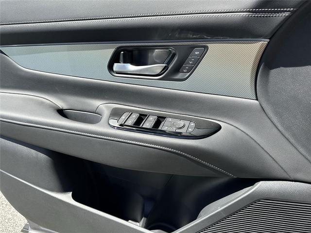 Photo of 2025 Gun Metallic Nissan Murano