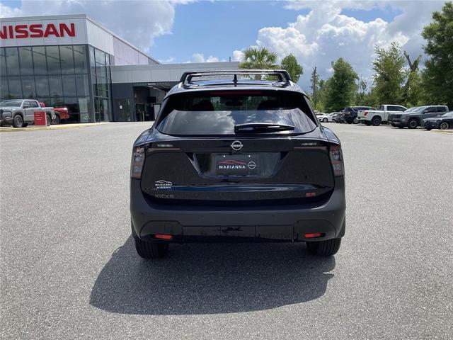 Photo of 2025 Super Black Nissan Kicks