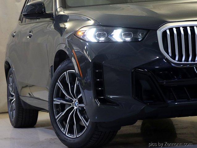 Photo of 2026 Gray Metallic BMW X5 PHEV