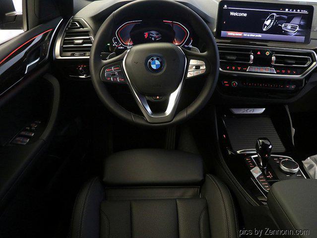 Photo of 2025 Phytonic Blue Metallic BMW X4