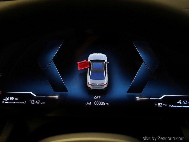 Photo of 2026 Gray Metallic BMW 550e