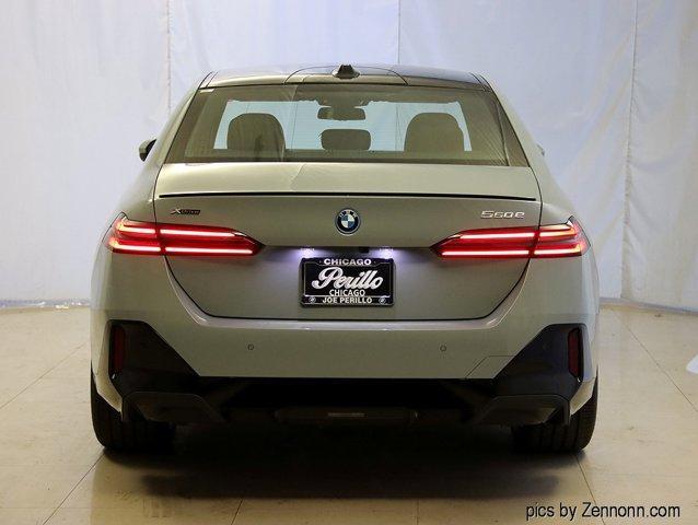 Photo of 2026 Gray Metallic BMW 550e