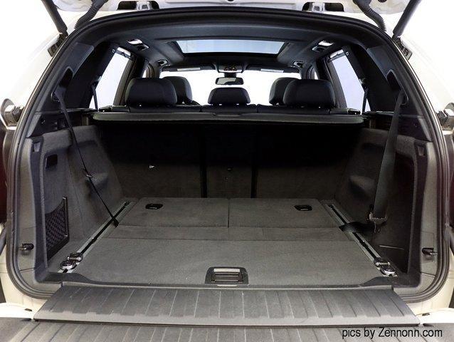 Photo of 2016 Mineral White BMW X5