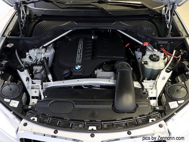 Photo of 2016 Mineral White BMW X5
