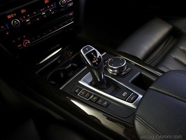 Photo of 2016 Mineral White BMW X5
