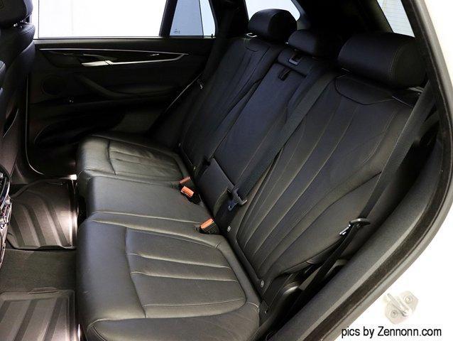 Photo of 2016 Mineral White BMW X5