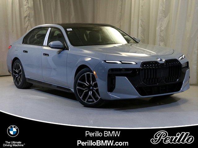 2025 BMW 740