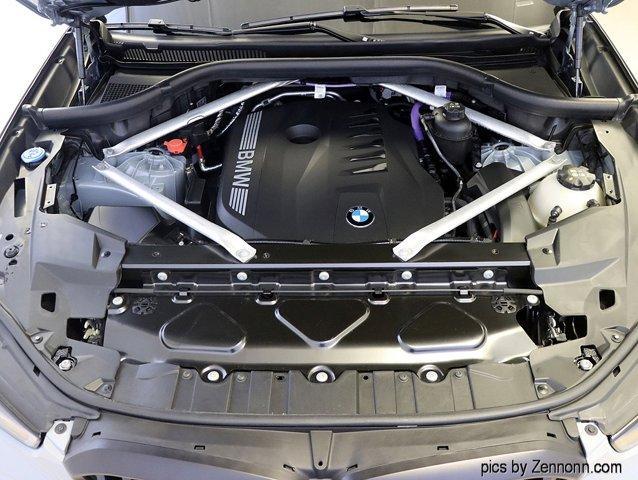 Photo of 2024 Gray Metallic BMW X5