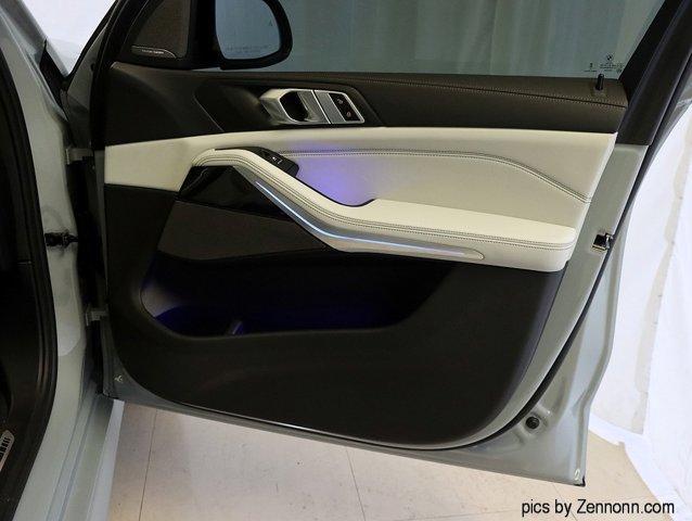 Photo of 2024 Gray Metallic BMW X5