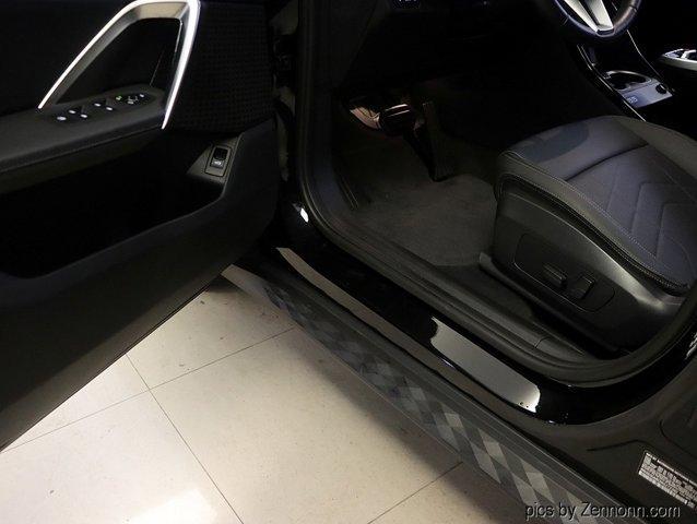 Photo of 2024 Black Sapphire BMW X2