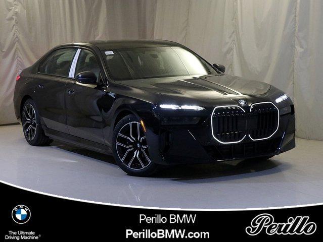 2025 BMW 750e