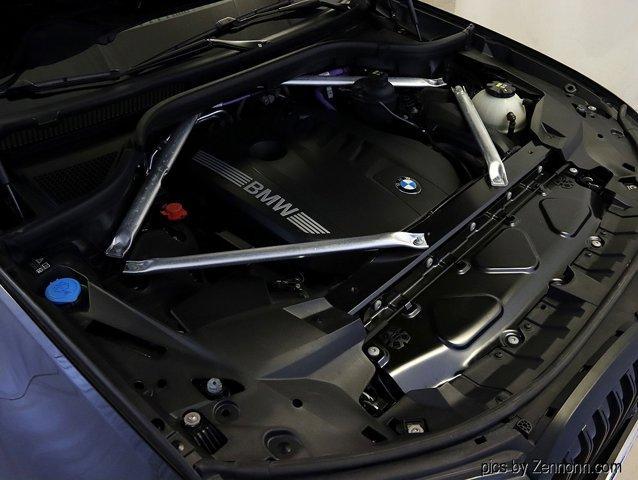 Photo of 2023 Black Sapphire Metallic BMW X7