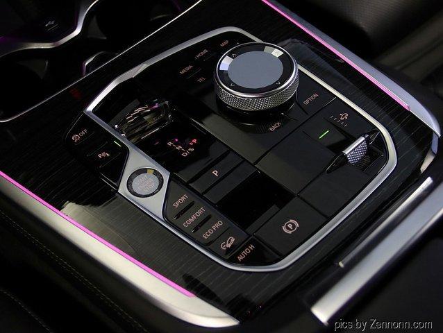 Photo of 2023 Black Sapphire Metallic BMW X7